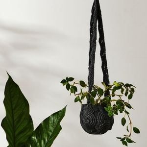 Anthropologie Yoko Textured Hanging Pot - black